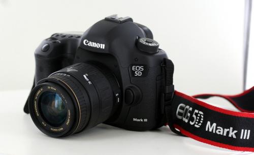 vendo Canon EOS 5D III camera 600 contacto : - Imagen 1